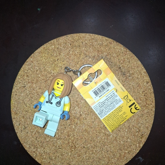 Lego LEDLITE Nurse with a Keychain - Picture 5 of 14